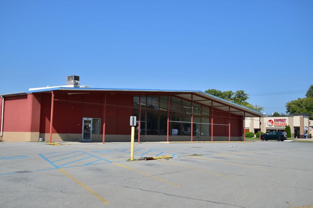 Old Glens Falls Price Chopper to be renovated, used for boat storage