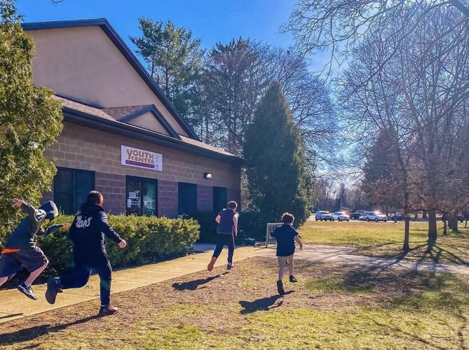 Glens Falls Youth Center plans '80sthemed bash to honor late director, raise money