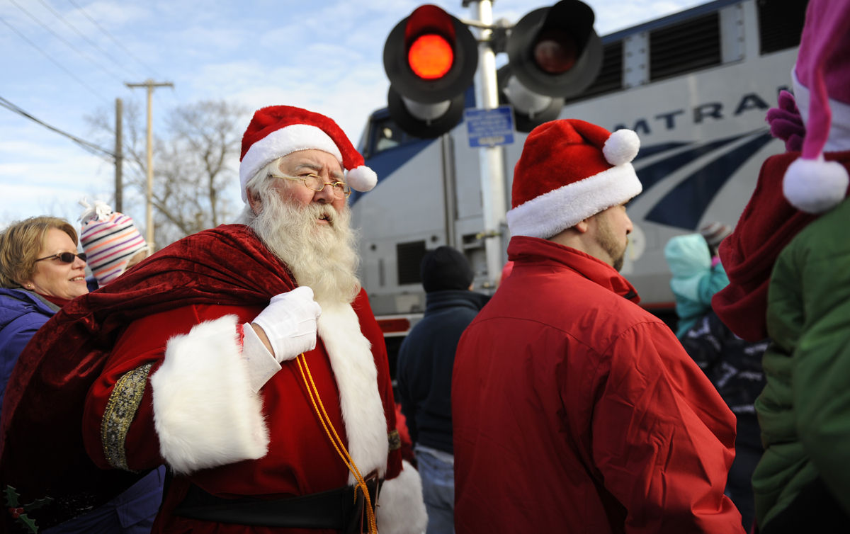 16th Annual Canadian Pacific Holiday Train | Photo Galleries | Poststar.com