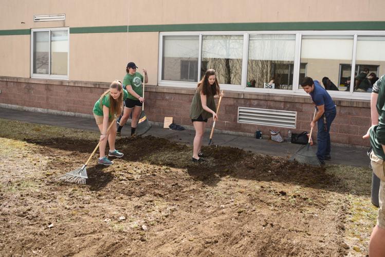 Hudson Falls students spend day exploring careers
