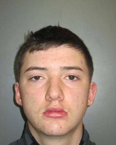 Police: Glens Falls teen jailed for chair threat
