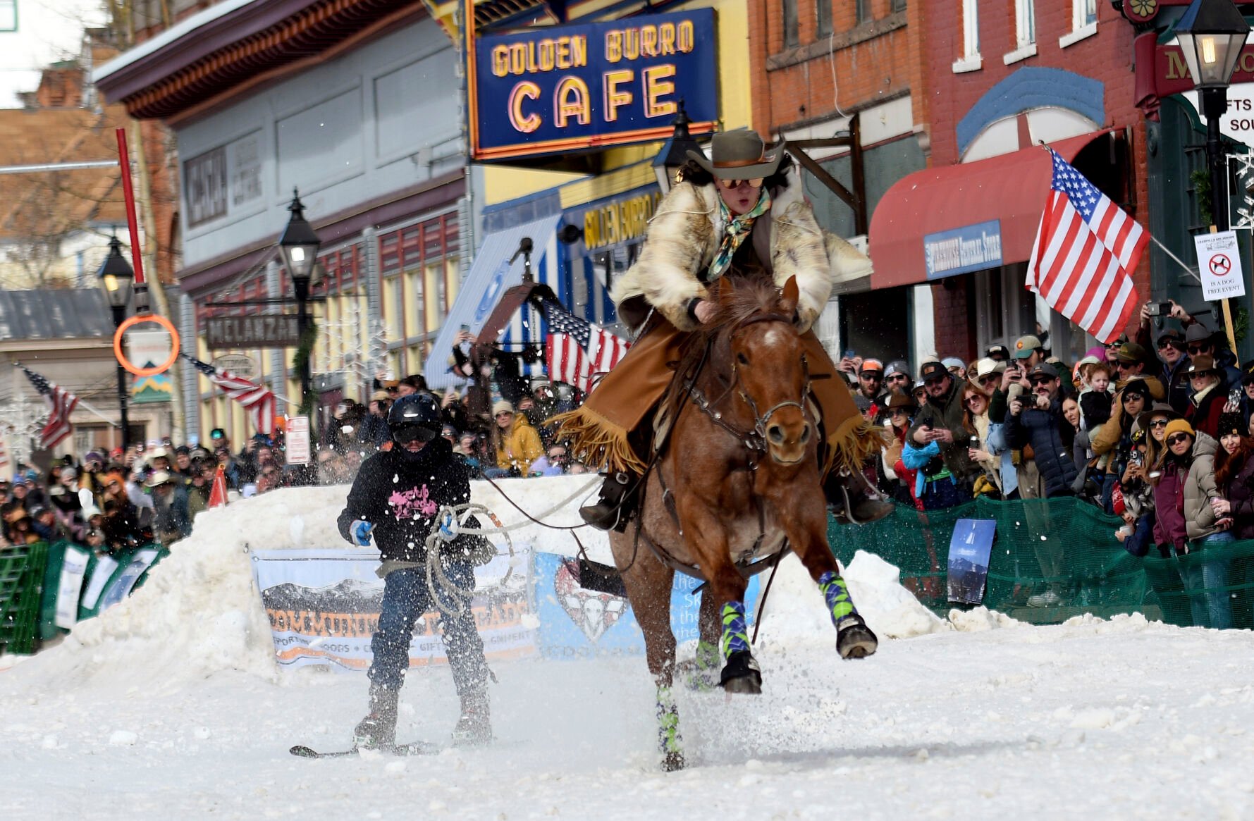 Skijoring blends rodeo, ski culture in Colorodo town