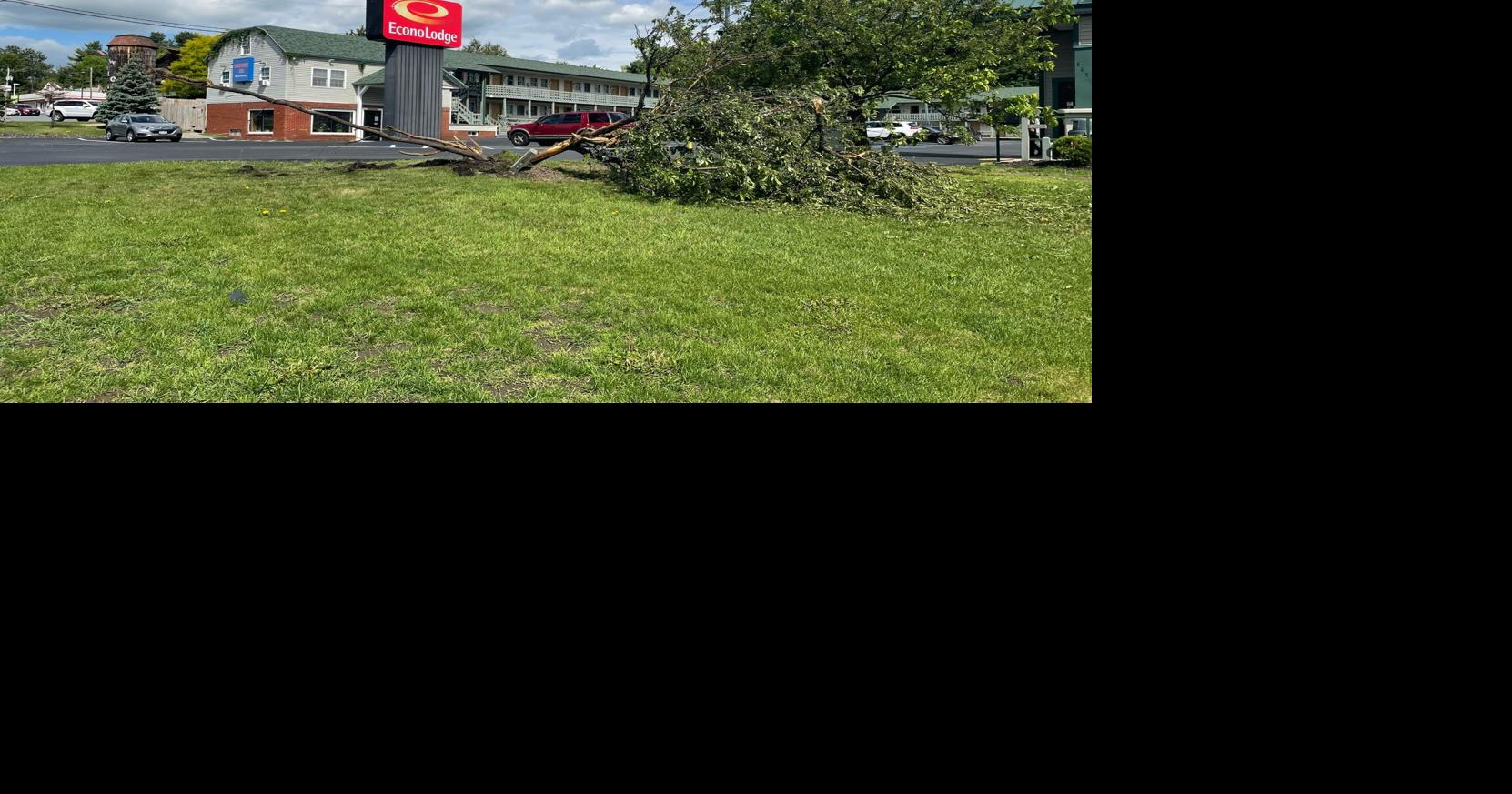 Warrensburg driver dies in early morning crash in Queensbury