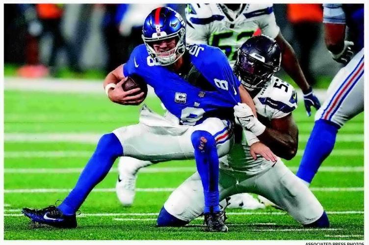 Daniel Jones sacked 10 times as Giants show little in 24-3 loss to