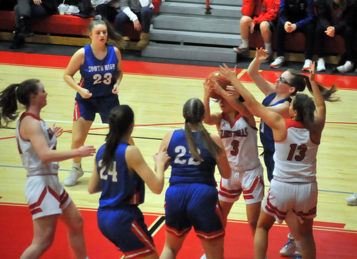 Roundup Late Surge Lifts South High Qhs Stays Unbeaten In