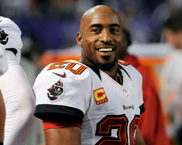 Hall of Famer Ronde Barber emerged from brother's shadow