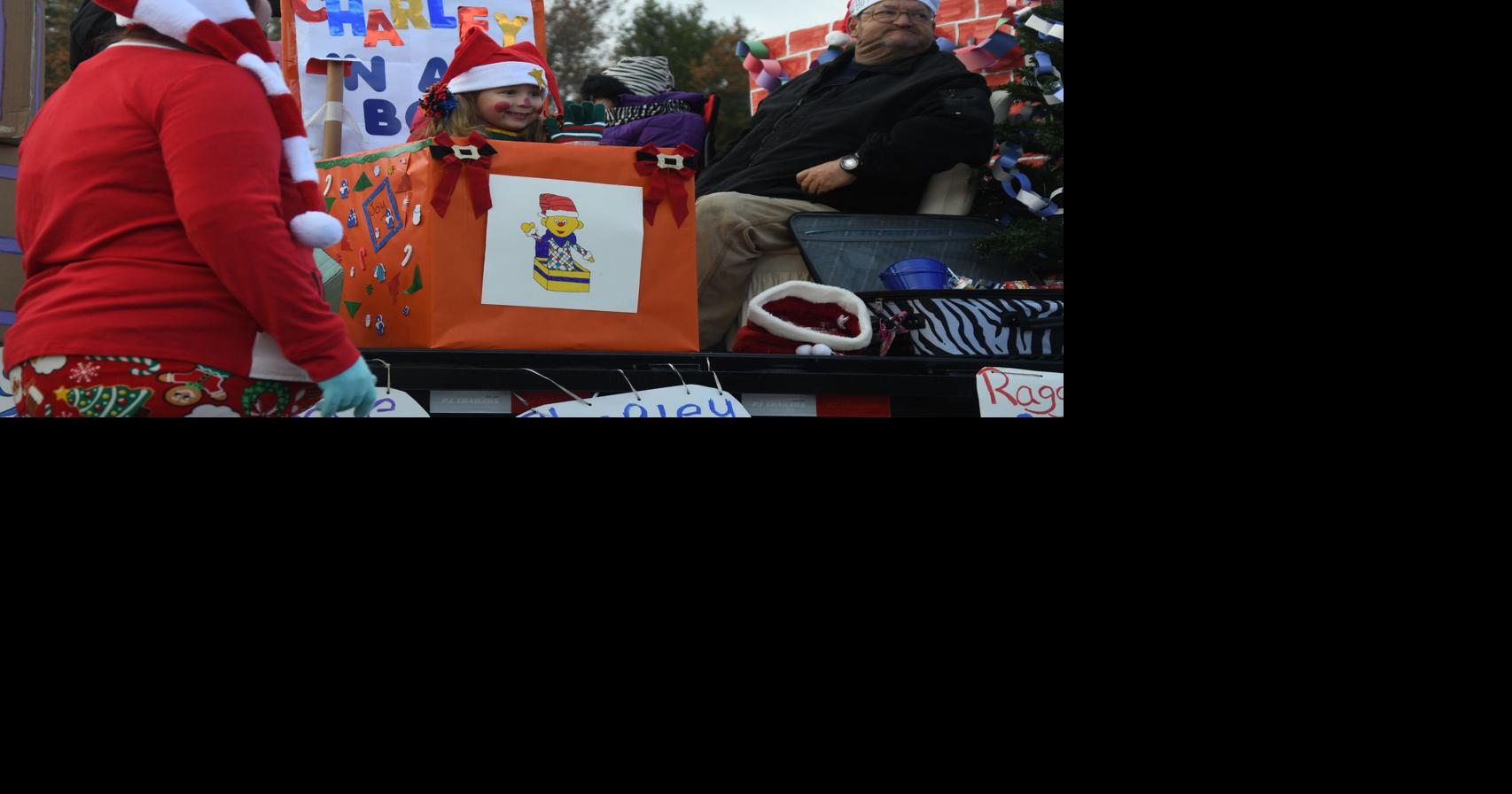 PHOTO GALLERY South Glens Falls Holiday Parade