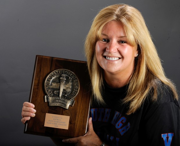 Laurie Ciuffetelli inducted into State Softball Hall of Fame