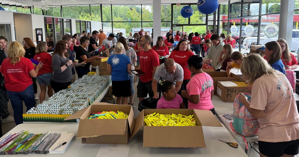 Kids with Packs 2026 - volunteers
