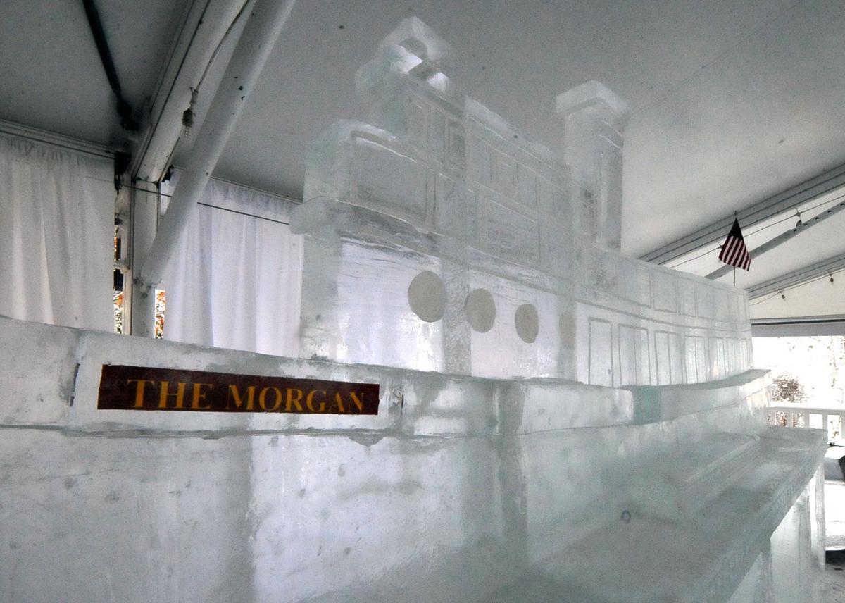 Photos Glacier ice bar and lounge at The Sagamore resort Photo