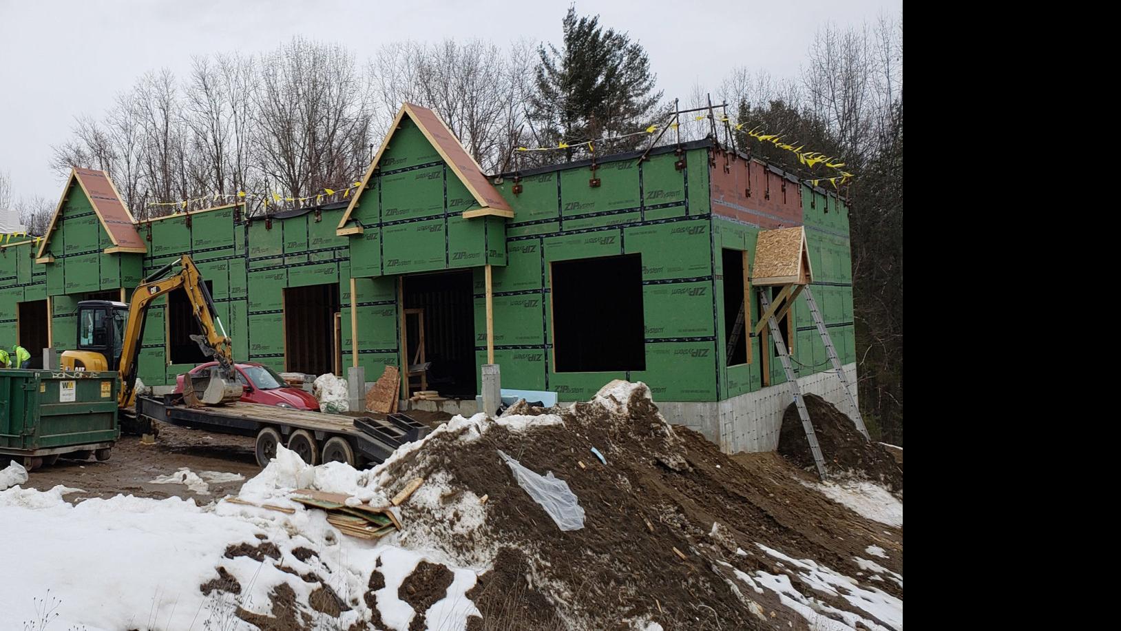 Subway Entrepreneur Building New Plaza To House Eatery Spectrum Barber Shop Business Poststar Com
