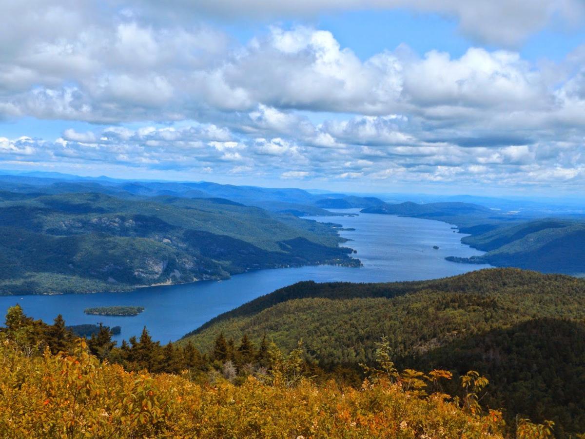 Black Mountain, Lake