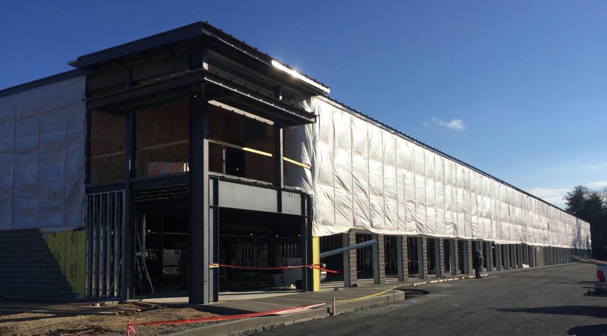 Saratoga Springs Storage Units Dandk Organizer