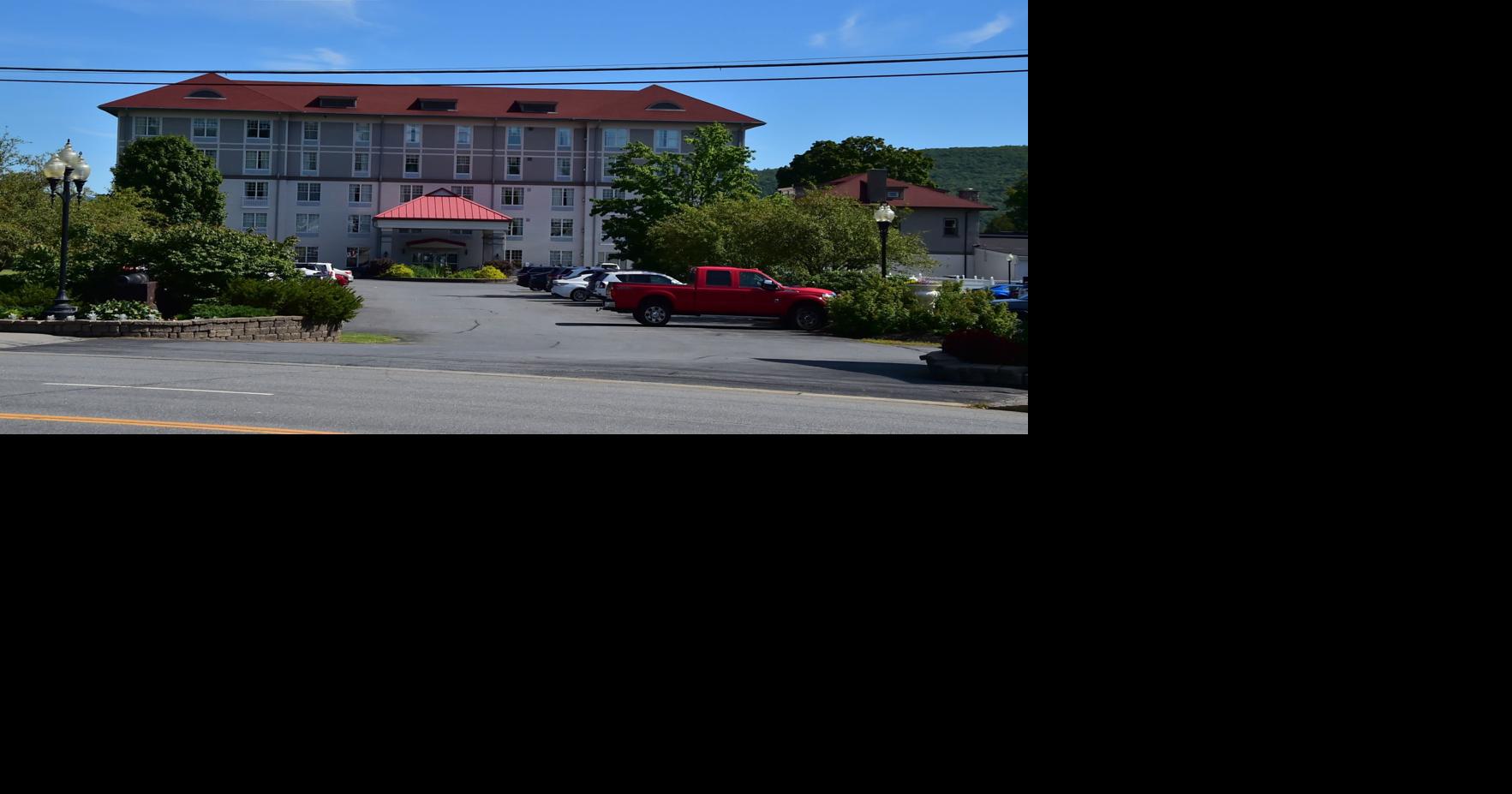 fort william henry hotel photos