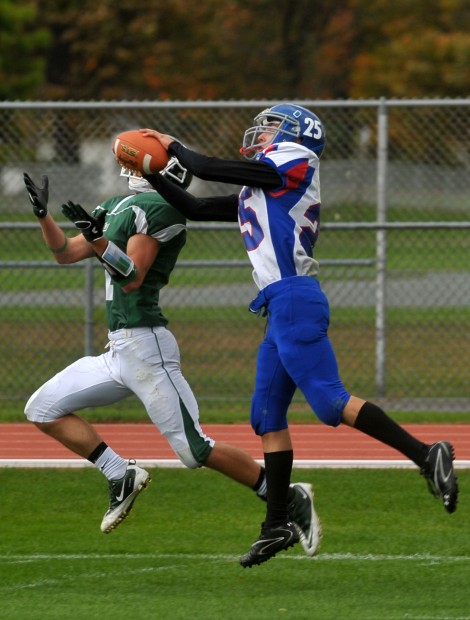 Football - Broadalbin-Perth Vs. Hudson Falls | Football Photo Galleries ...