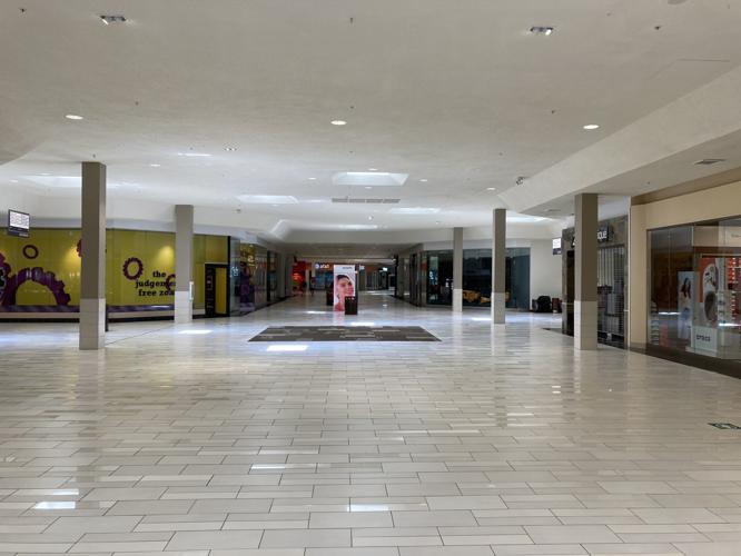 Aviation Mall reopens after nearly four months