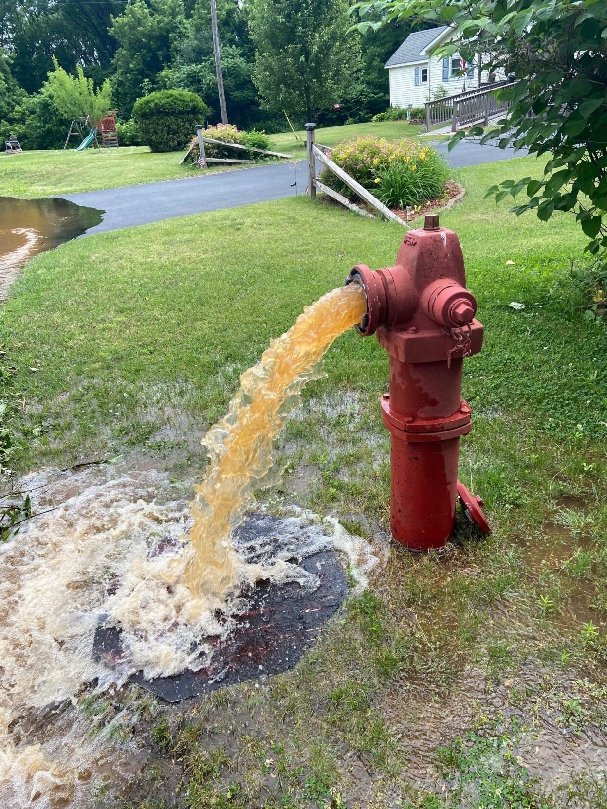 South Glens Falls Hydrant Flushing On Grand Boulevard, 2024