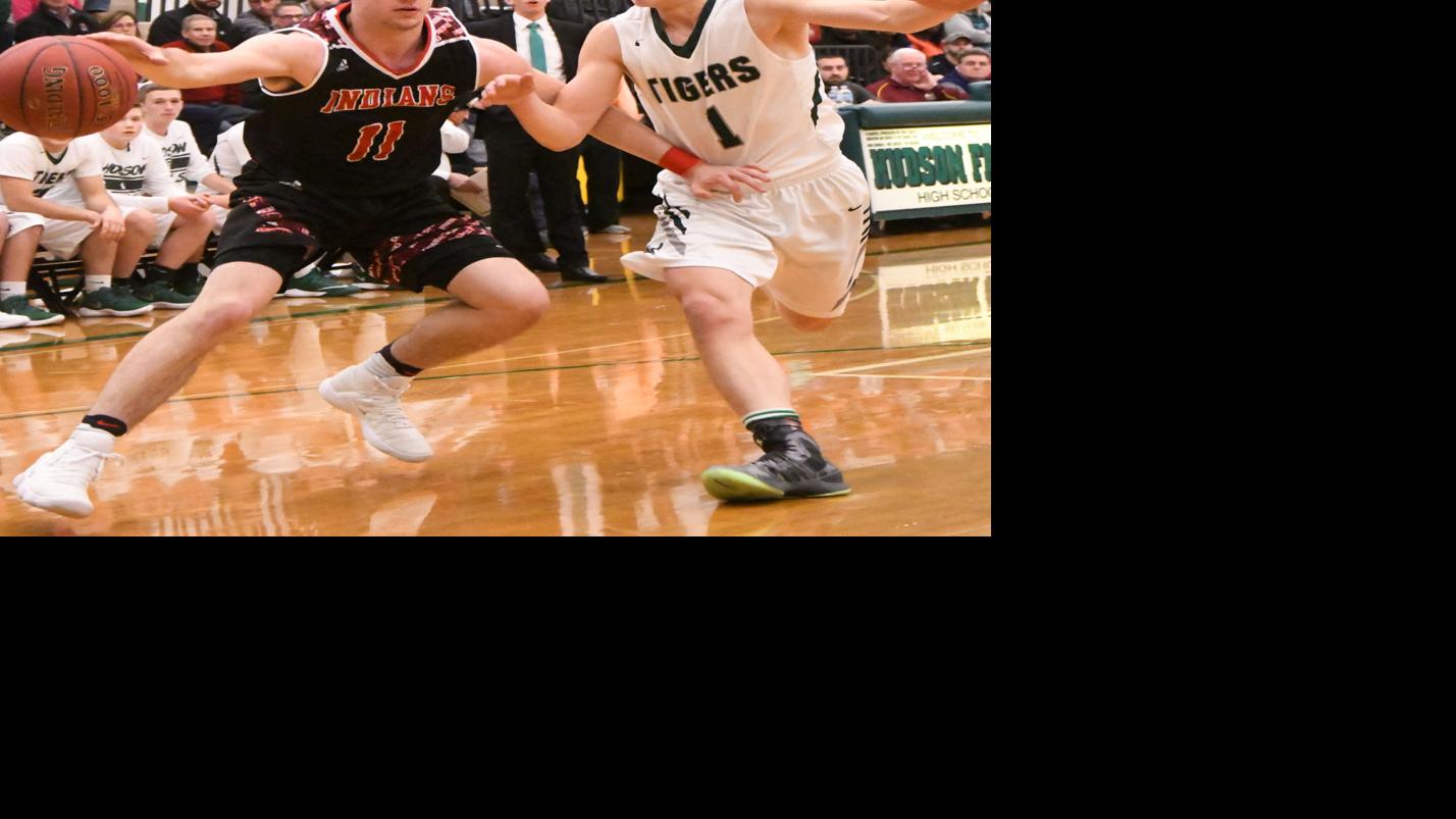 Sinking Records Joseph Girard Iii Nears State Record And 3 000 Point Mark Sports Poststar Com