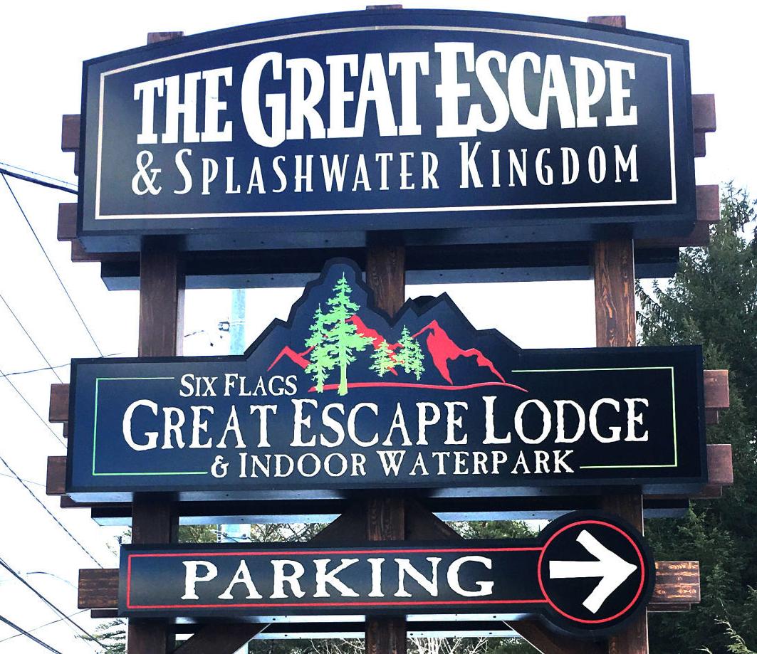 Theme Park – Six Flags Great Escape Lodge
