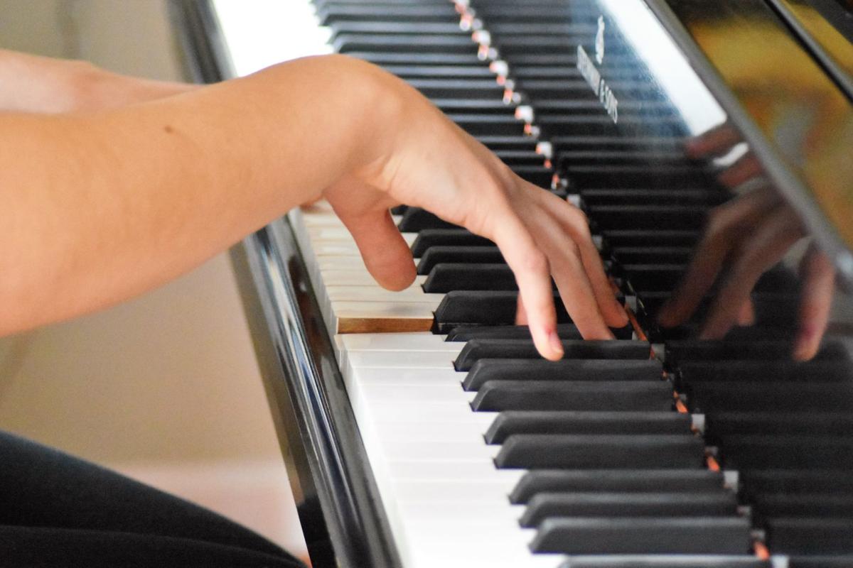 Hi Nails 35 Photos 10 Reviews Nail Salons 75 Main St