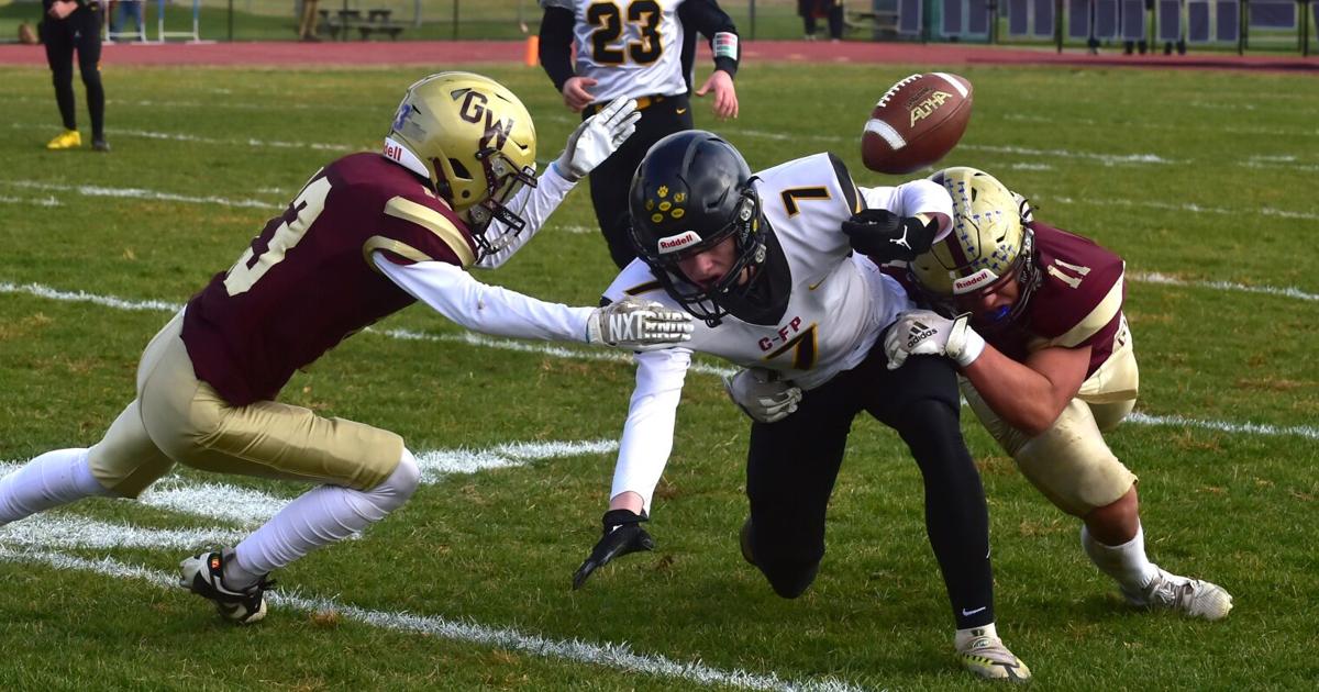 PHOTOS GranvilleWhitehall advances to Class C football semifinals