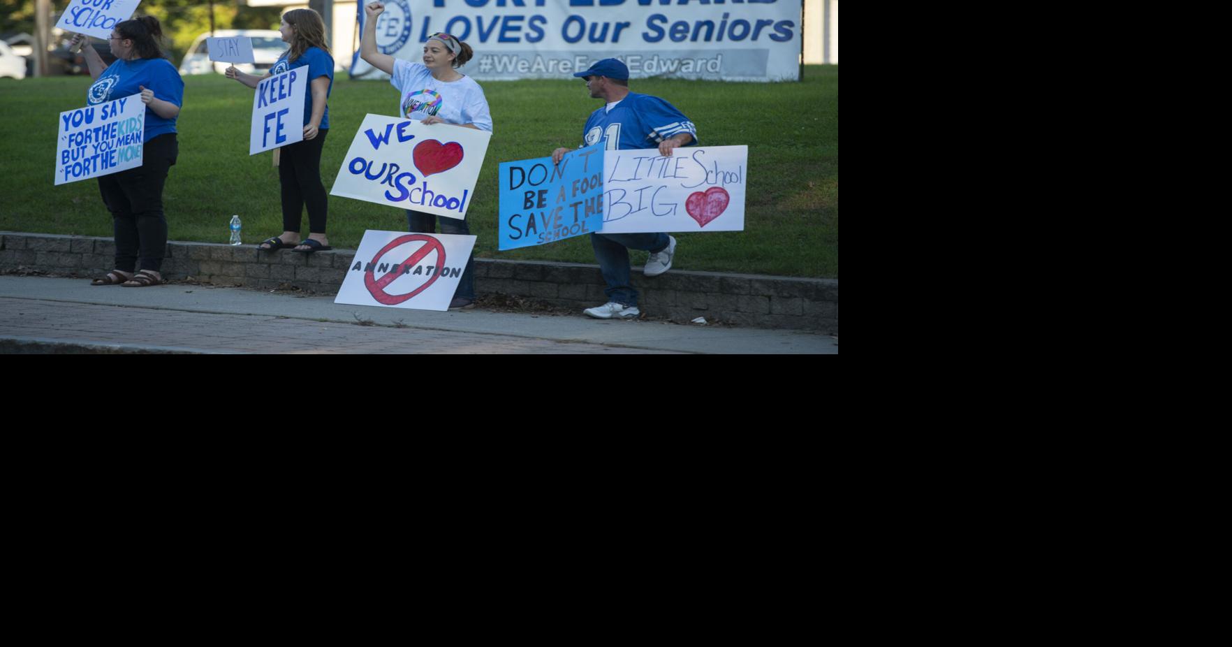 Fort Edward school board kills further talk of annexation by South