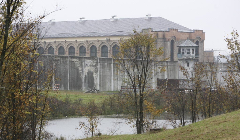 Union Four officers hurt at Great Meadow