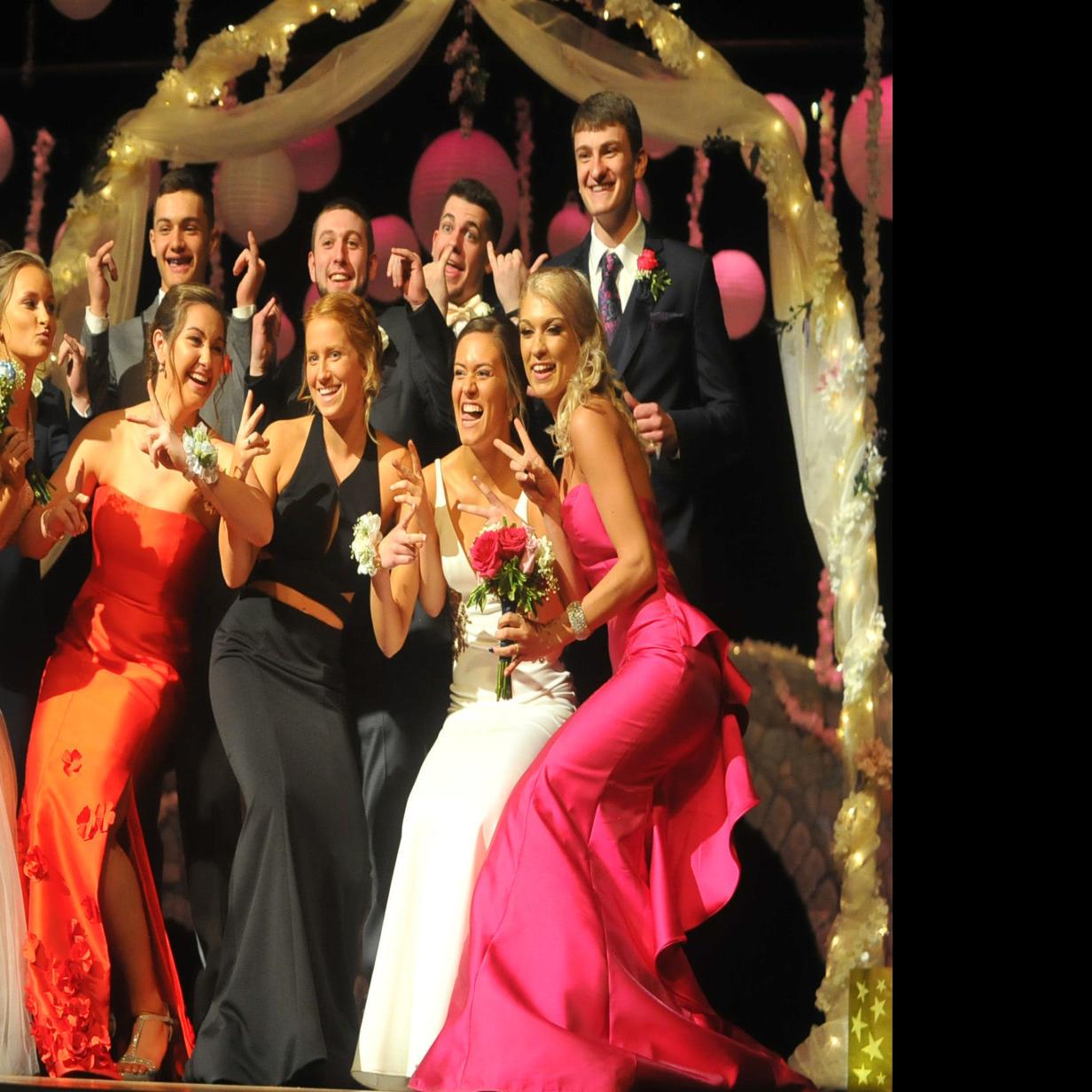 A Night To Remember Prom Season Gets Underway Local Poststar Com