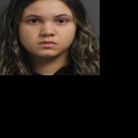 Glens Falls woman arrested after alleged Wilton Mall theft