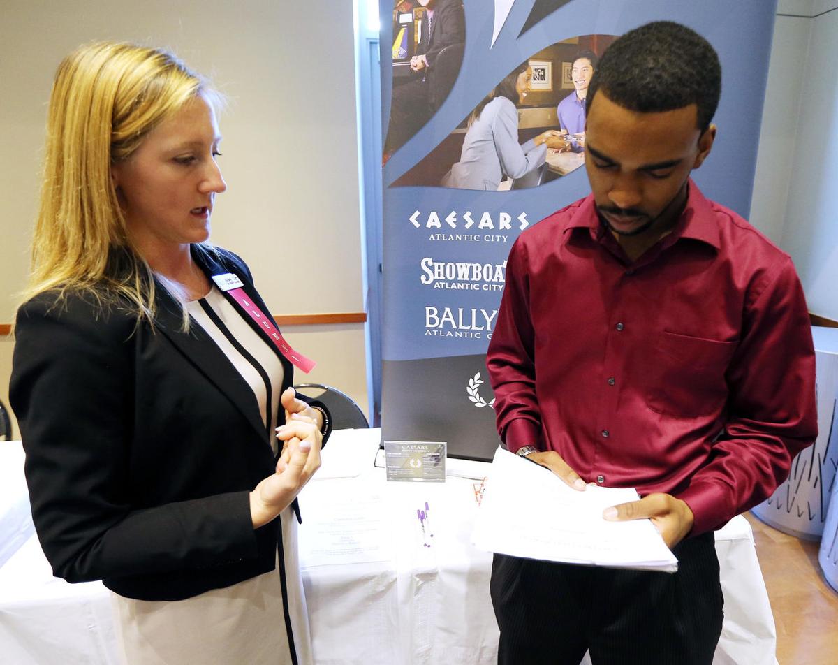 Be persistent, soontobe graduates told at Stockton career fair