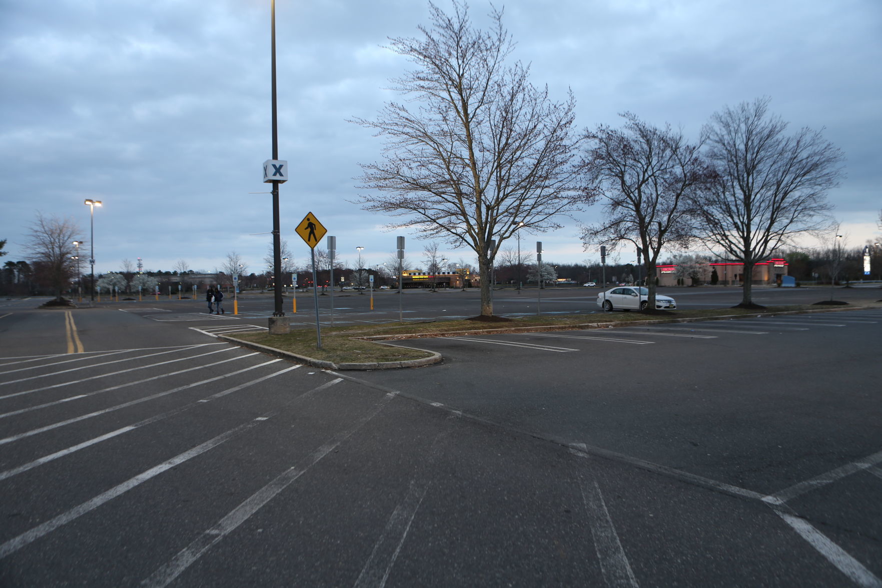 finish line hamilton mall