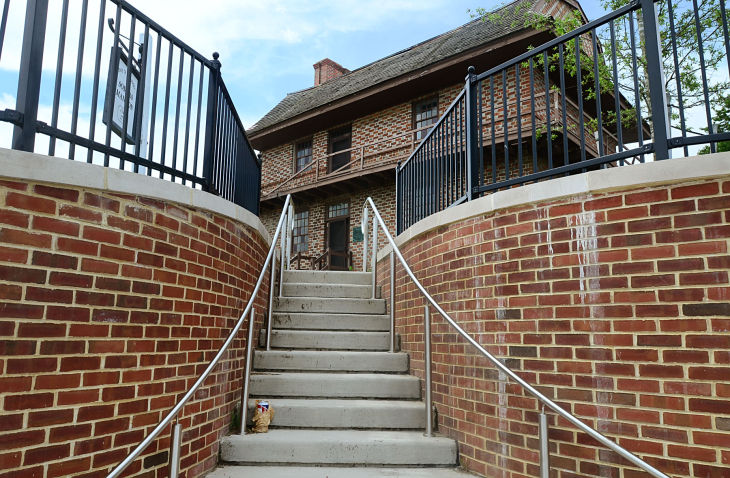 Somers Mansion