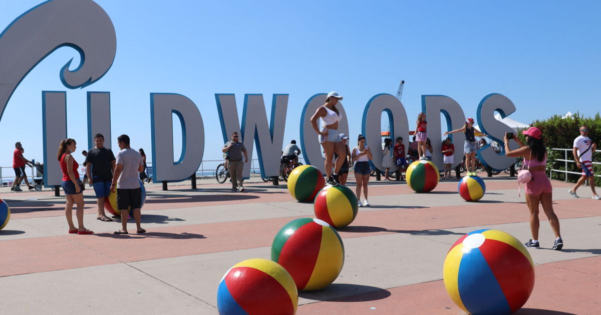Wildwood police arrest 3 with guns