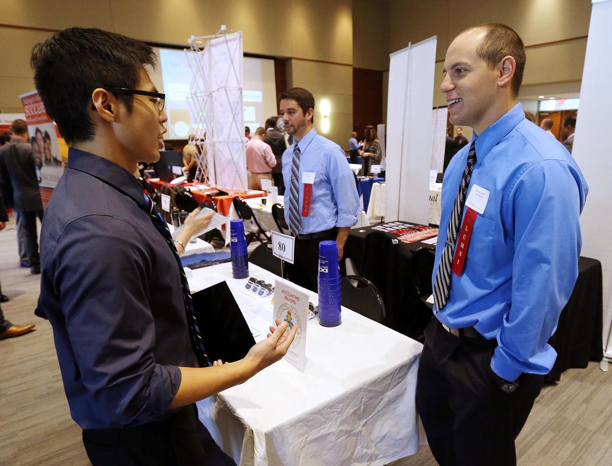 Be persistent, soontobe graduates told at Stockton career fair