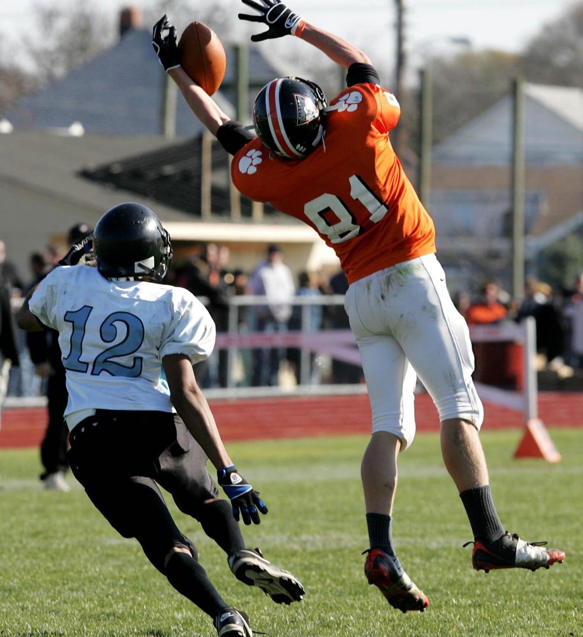 Middle Lower Football