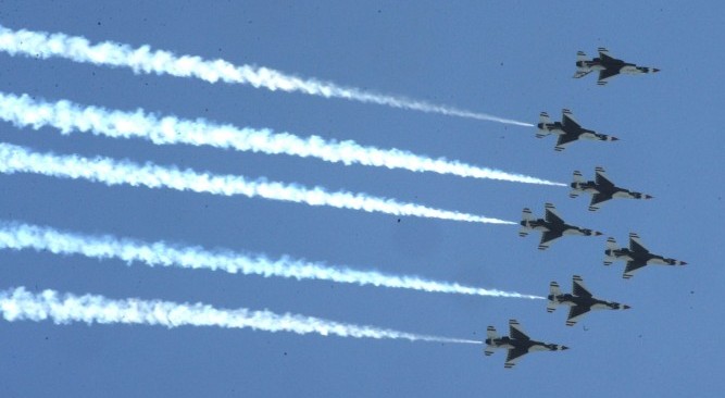 airshow practice birds