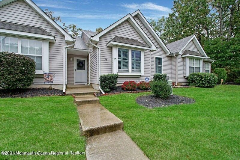 2 Bedroom Home in Little Egg Harbor 2,000