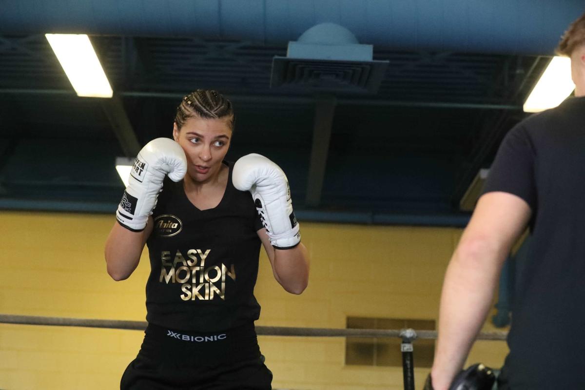 041219_gal_womenboxingworkout