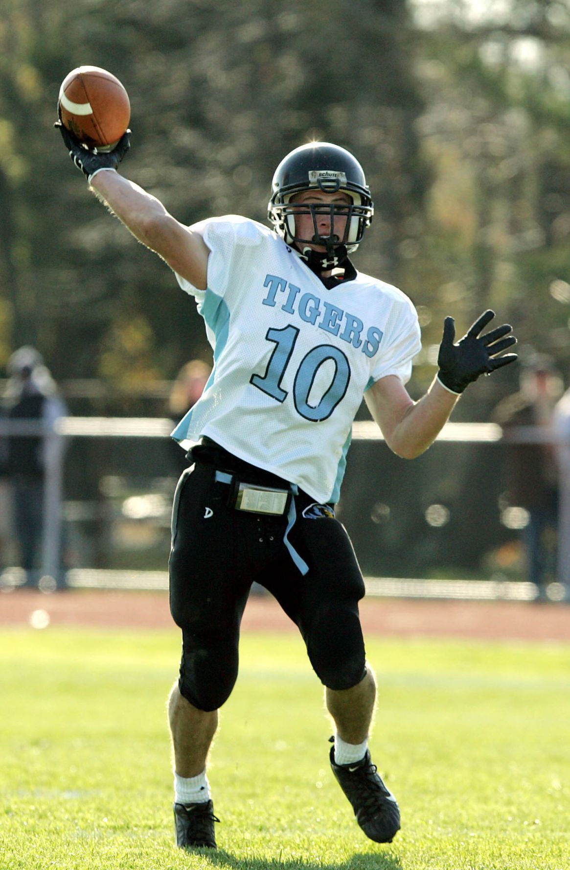 Middle Lower Football