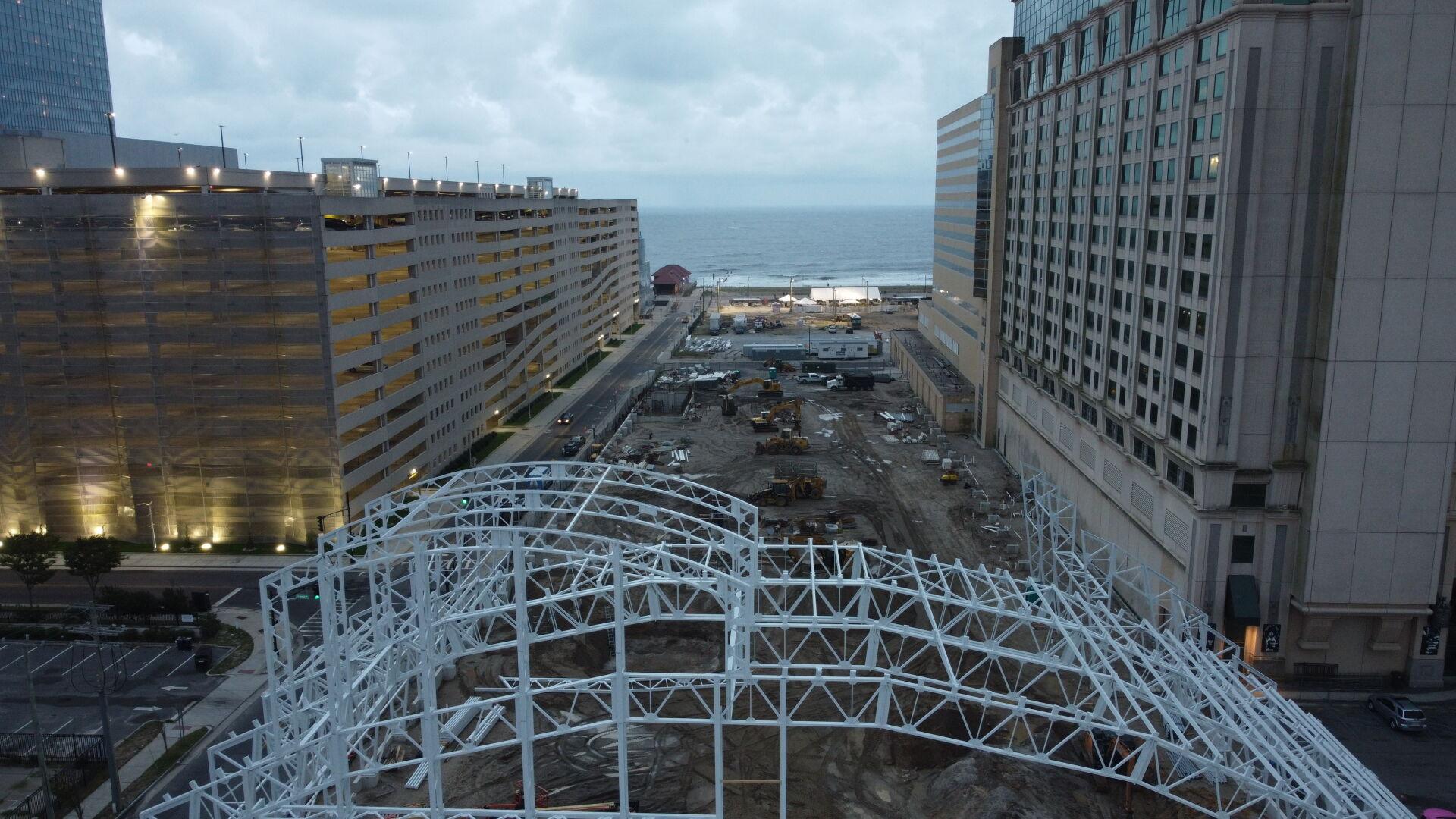 Drone footage of the Island Waterpark in Atlantic City