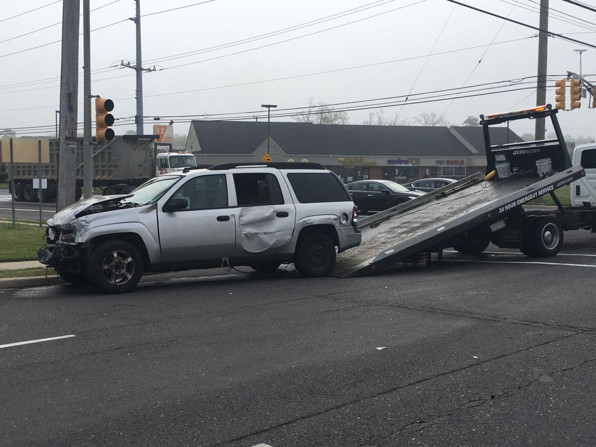 Egg Harbor Township crash injures two people Breaking News