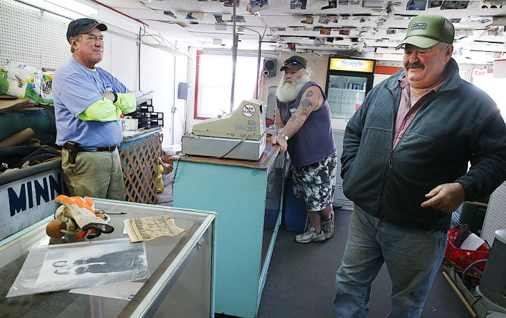 Dolfin Dock Closing