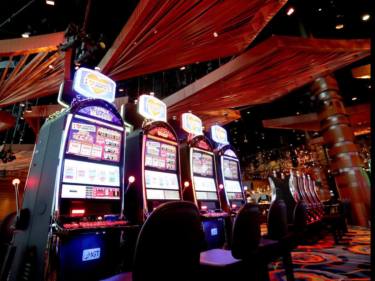 Crystal globe slot machines
