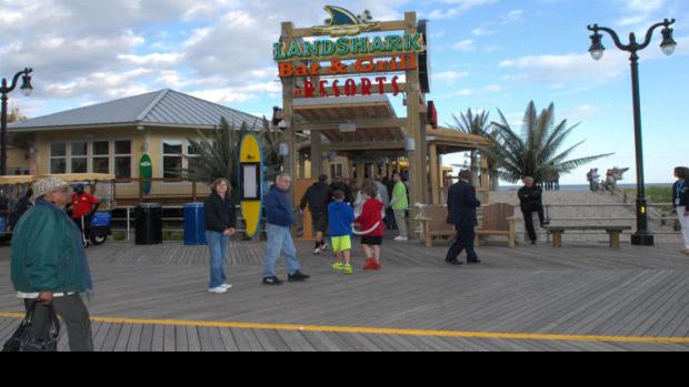 5 things you need to know about LandShark Bar and Grill | Archive ...