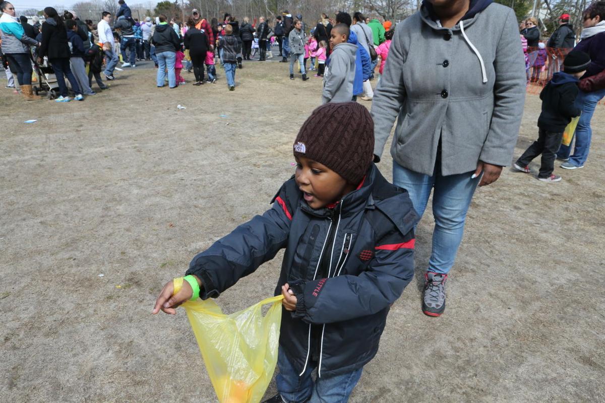 Photo Gallery Helicopter Egg Drop