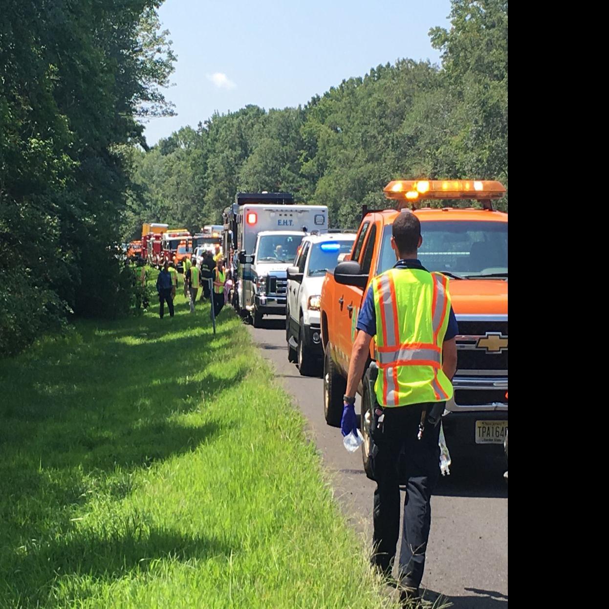 Firefighters Police Respond To Garden State Parkway Crash News