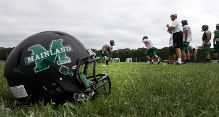 mainland football