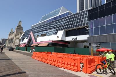 Watch Construction Crews Prep For The Demolition Of Trump Plaza Local News Pressofatlanticcity Com