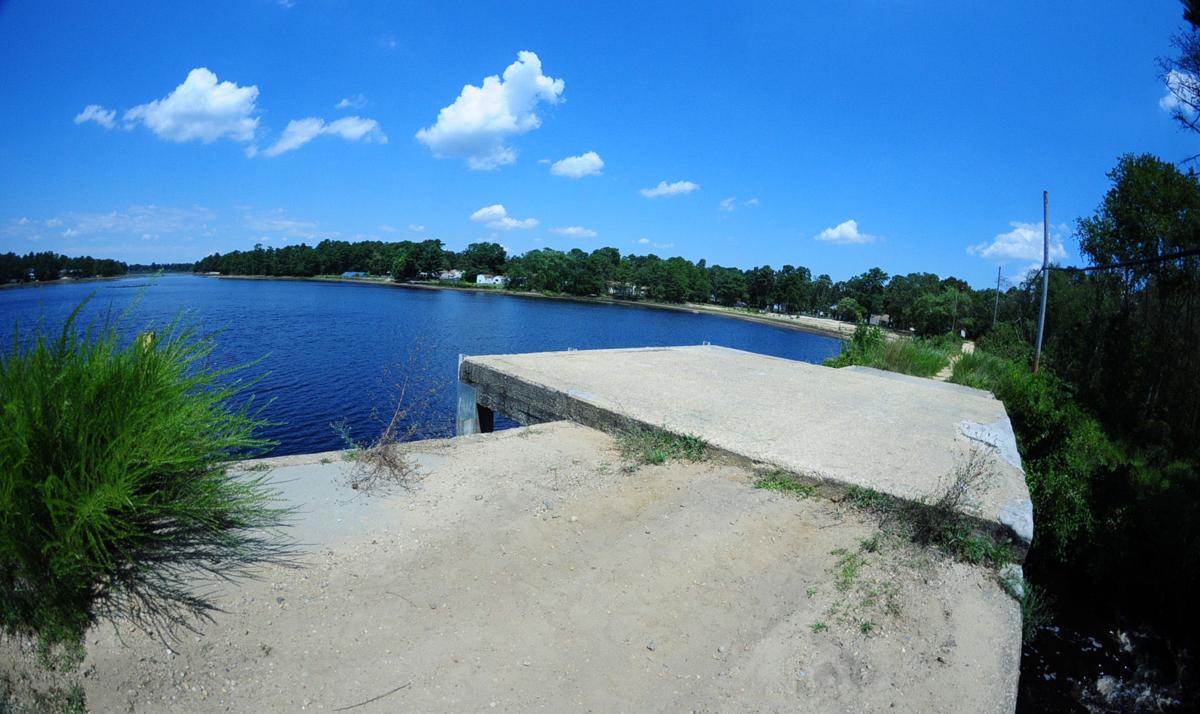 Collings Lakes residents upset over orders to drain lake News