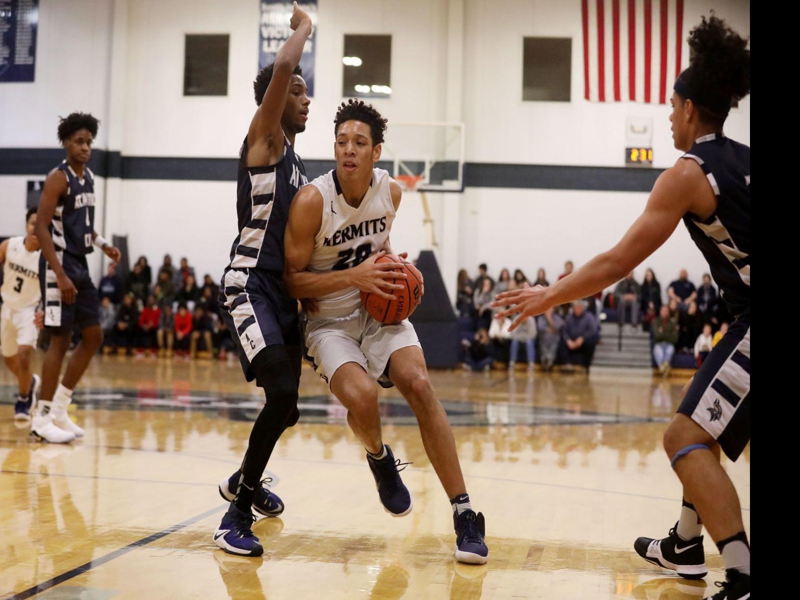 St Augustine Grad Marlon Hargis Transfers From Holy Cross To St